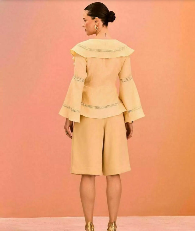 Camisa 100% Linho Babados e Rendas