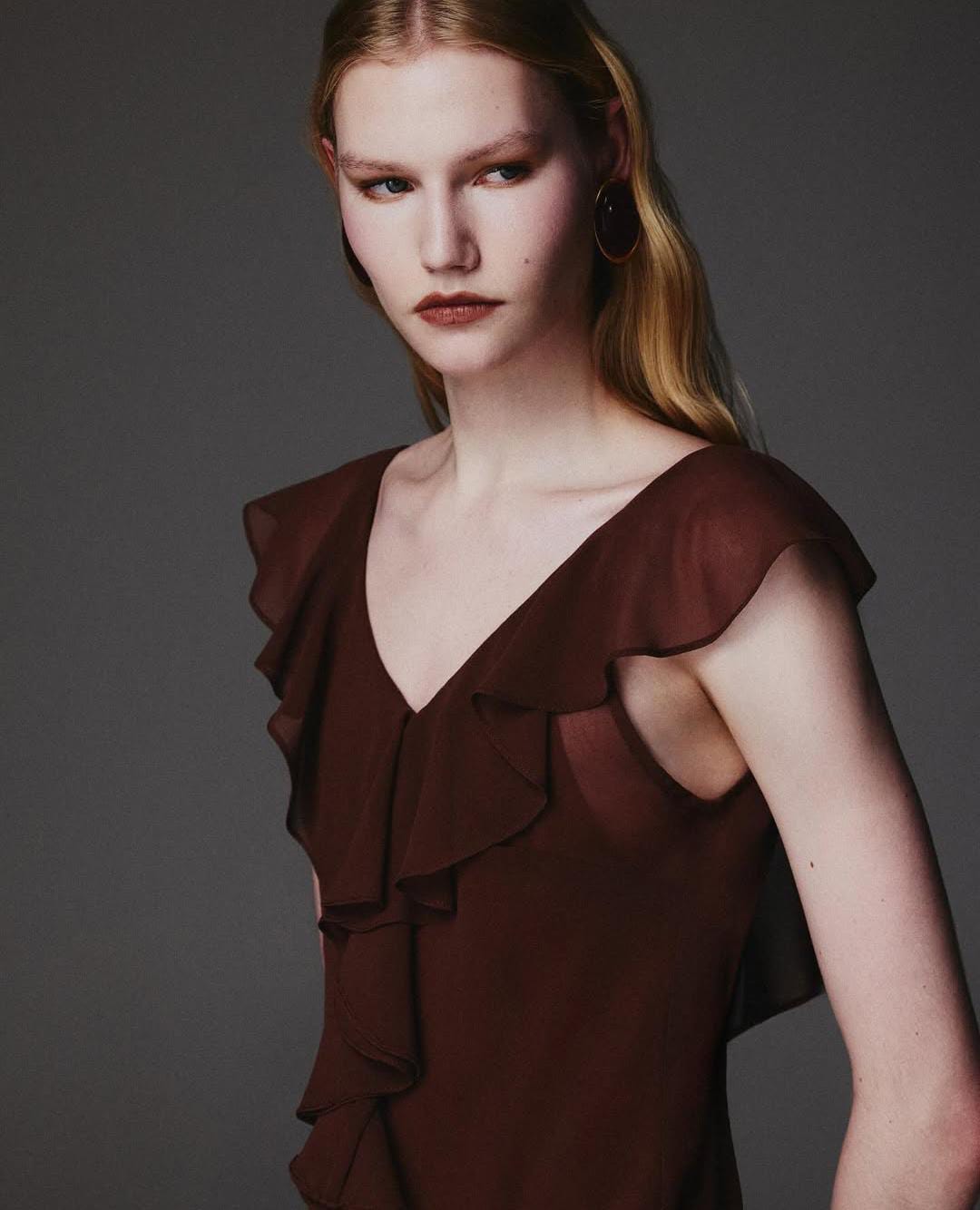 Vestido Longo com Babados Chiffon