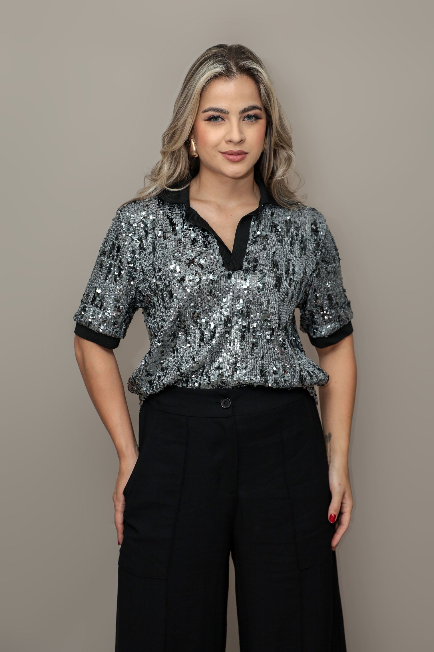 Blusa Polo de Paetê