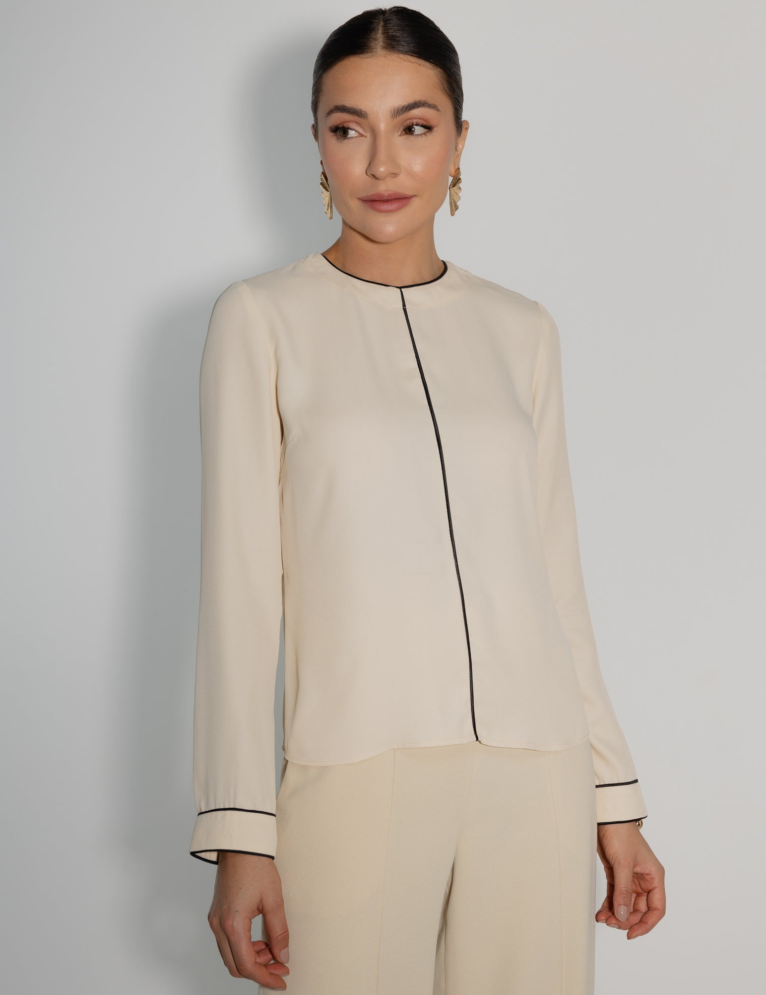 Blusa Bicolor Crepe Creme