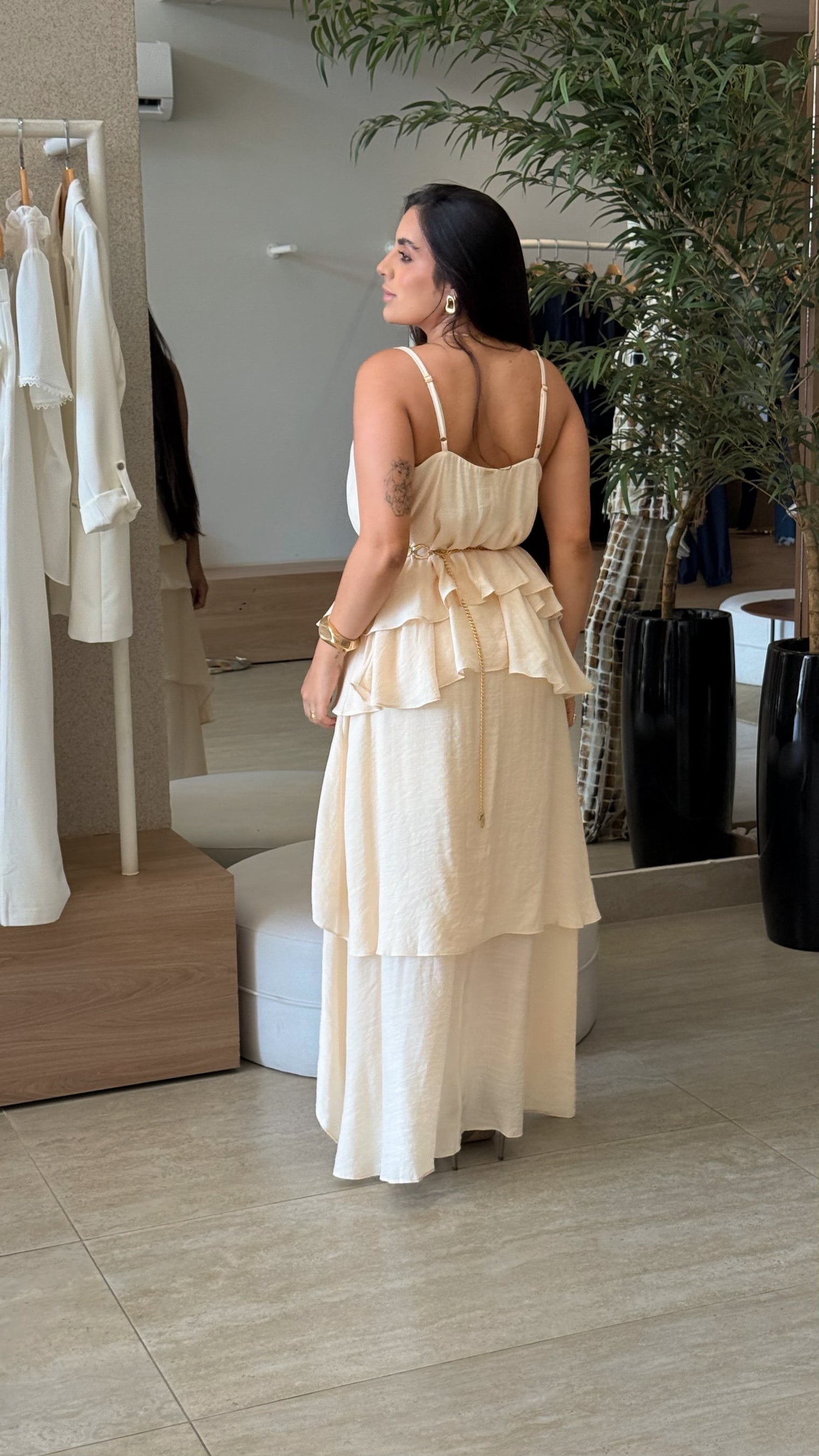 Conjunto Liso Blusa e Saia