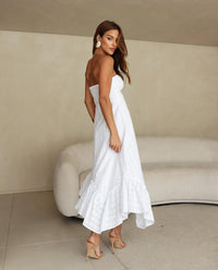 Vestido Bordado Sem Alças Fivela