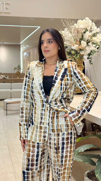 Conjunto Blazer e Calça